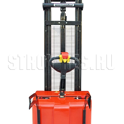 Штабелер самоходный Grost SHED 15/30